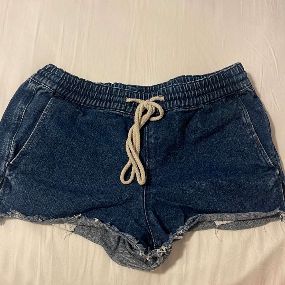 Drawstring denim shorts